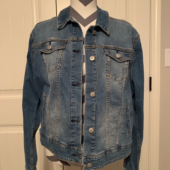 Lularoe jean jacket - Picture 1 of 3